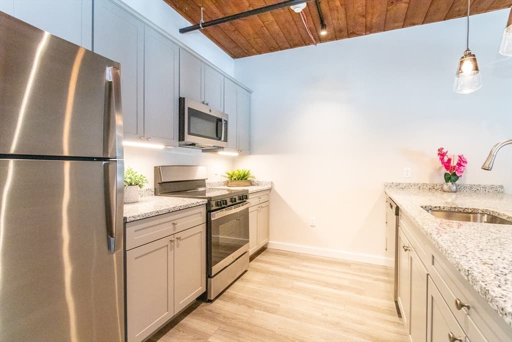 55 Sterling St # 312M, Clinton MA 01510 photo 21