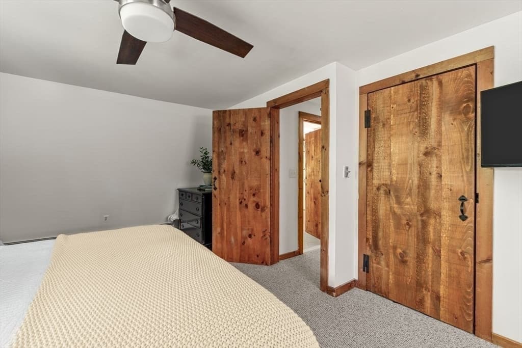318 Circuit St, Hanover MA 02339 photo 19