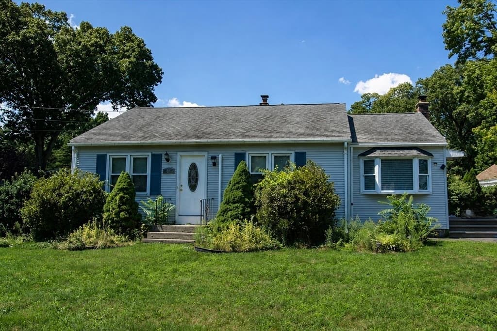 24 Herbert St, Longmeadow MA 01106 photo 2