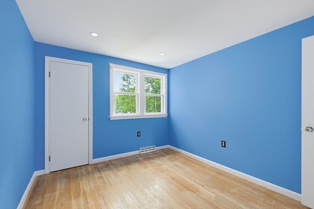 304 Primrose Hill Rd, Dracut MA 01850 photo 15