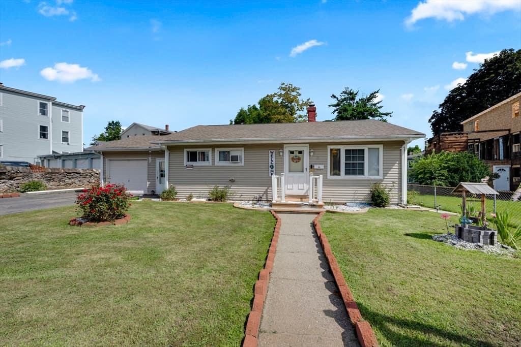 10 Union St, Southbridge MA 01550