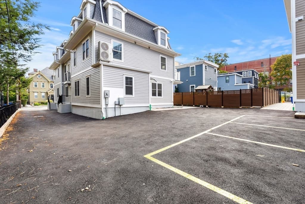 59 Perrin St, Boston MA 02119 photo 7