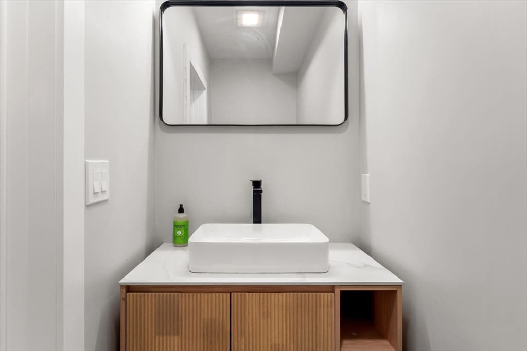 59 Perrin St, Boston MA 02119 photo 5