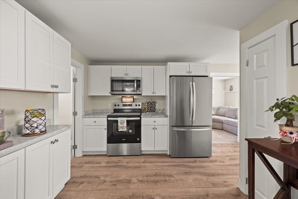 1381 Cohannet St, Taunton MA 02780