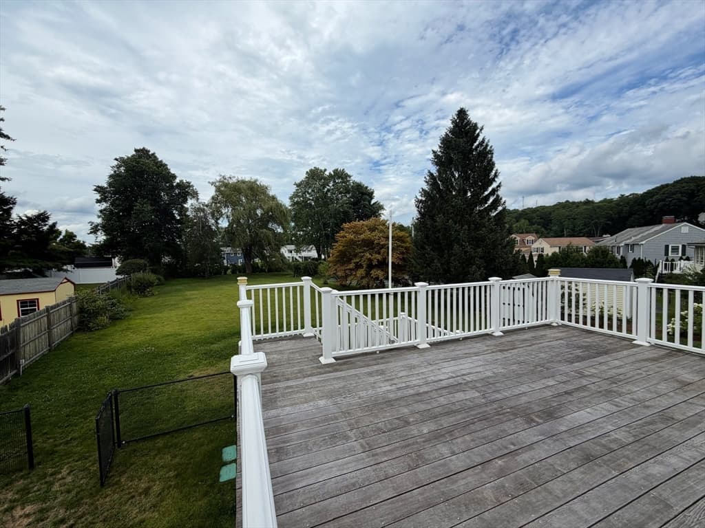 6 Canterbury Rd, Woburn MA 01801 photo 27