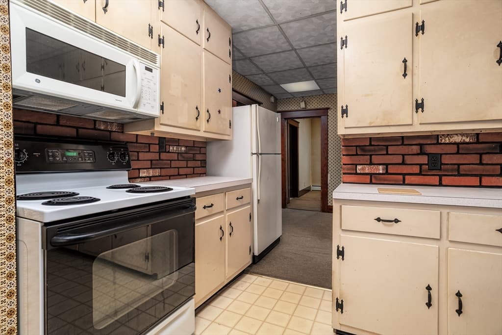 124 Highland Avenue, Athol MA 01331 photo 19