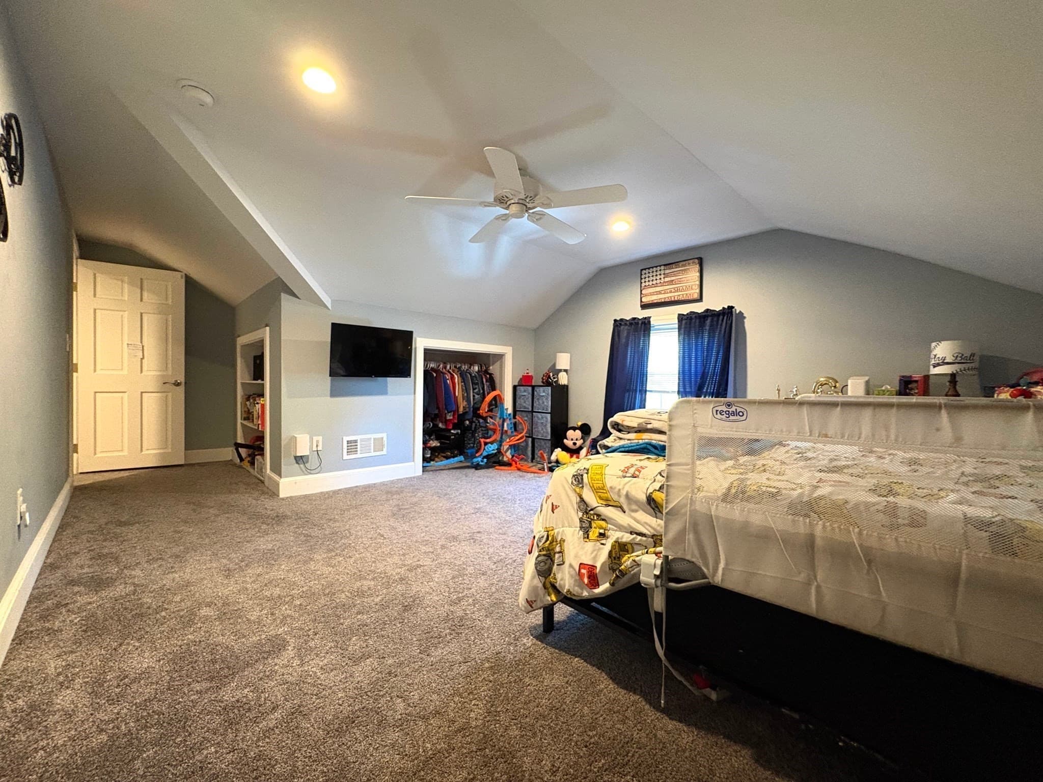Single Family Residence at 26 Cross St, West Bridgewater MA 02379, West Bridgewater, photo 15 of 22