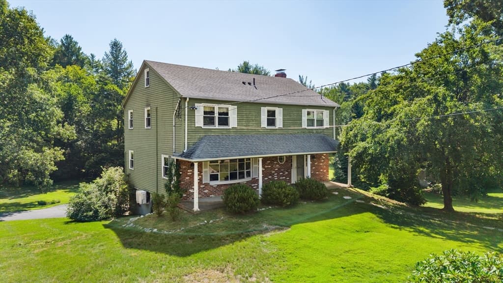 16 Carmen Circle, Medfield MA 02052