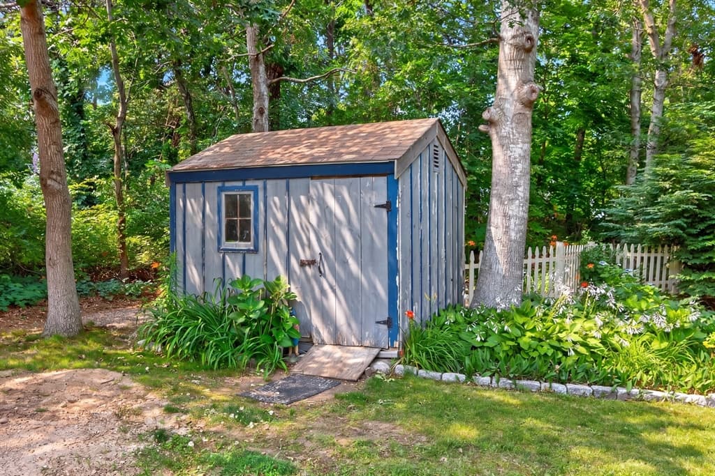 106 Tanglewood Dr, Falmouth MA 02536 photo 33