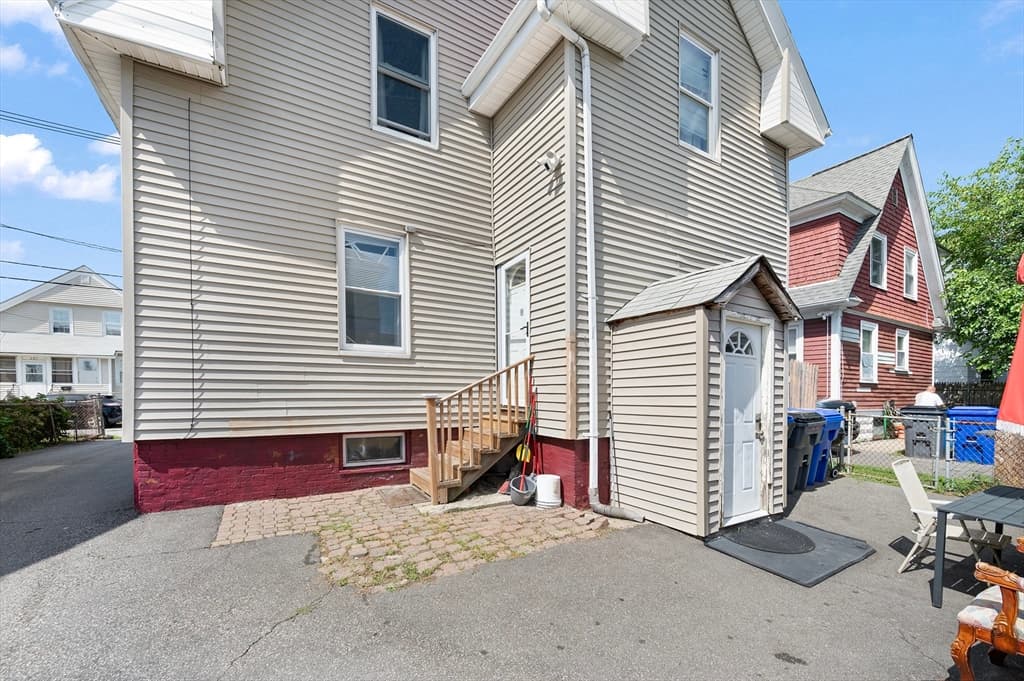 292 California Ave, Providence RI 02905 photo 4