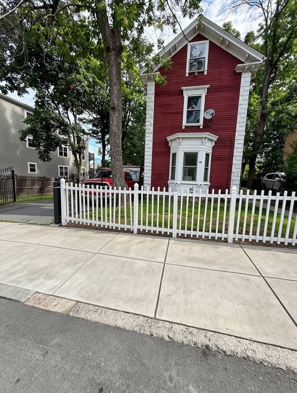 12 Forest, Boston MA 02119 photo 2