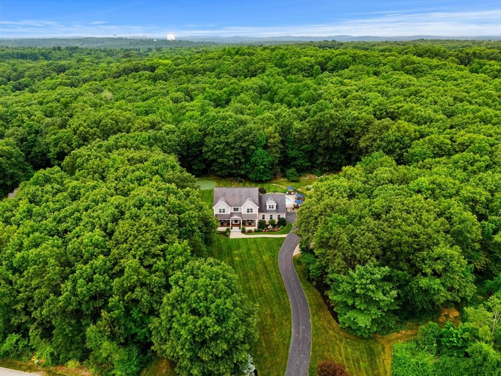 72 Alpine Way, Tyngsborough MA 01879 photo 5