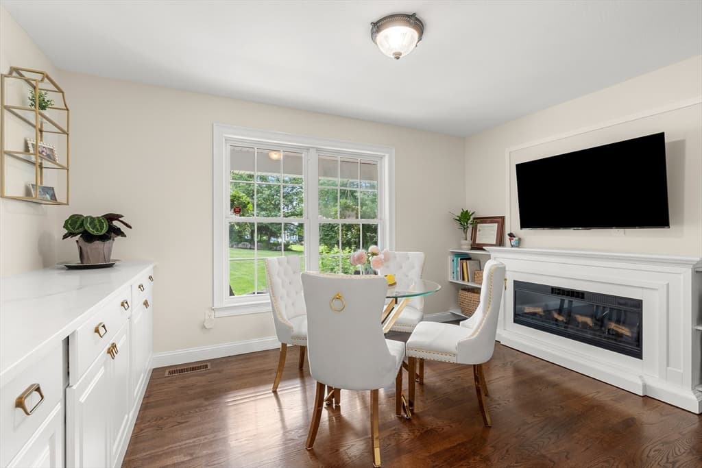 72 Alpine Way, Tyngsborough MA 01879 photo 14