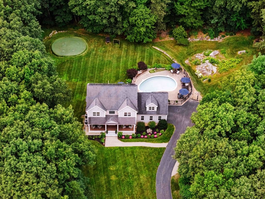 72 Alpine Way, Tyngsborough MA 01879 photo 4