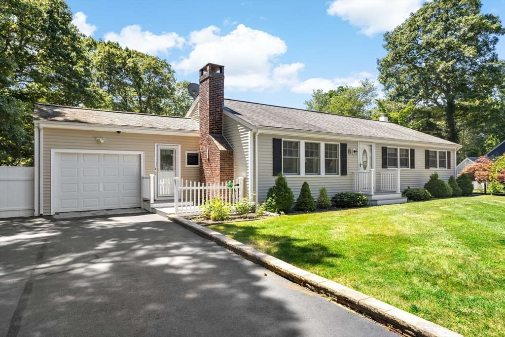4 Deepwood Drive, Falmouth MA 02536