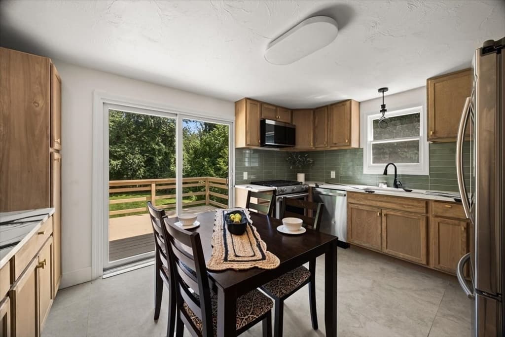 46 Old Powder House Road, Lakeville MA 02347 photo 12