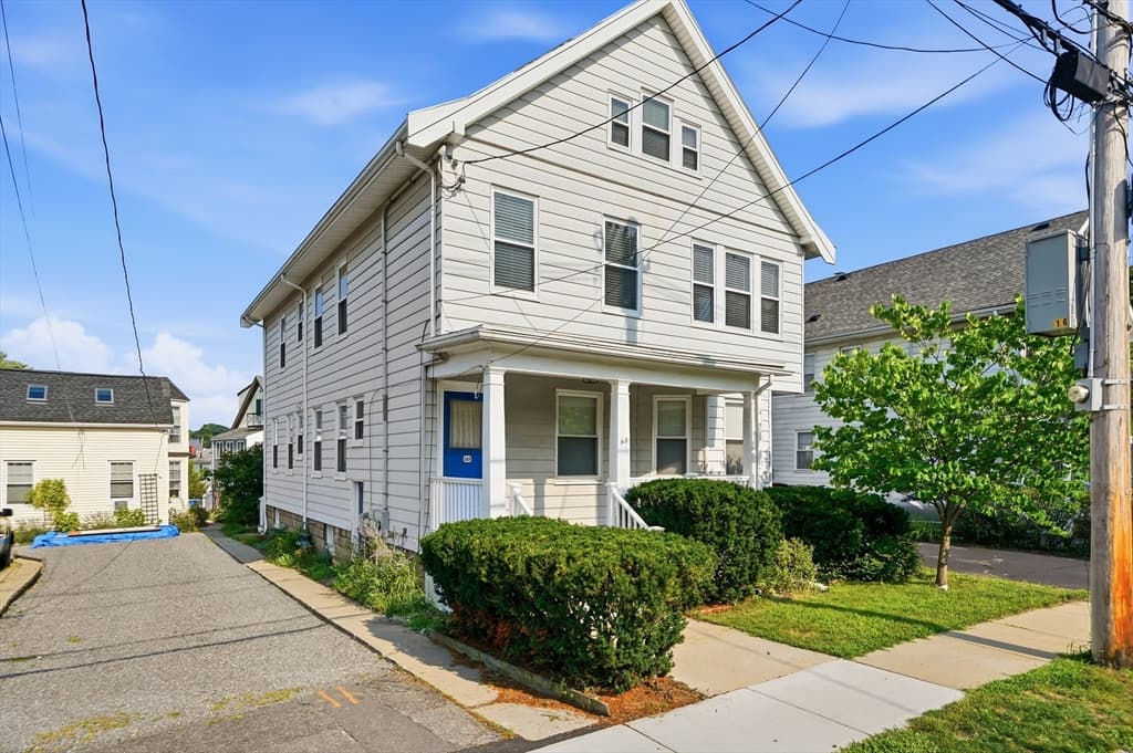 160 White St # 2, Belmont MA 02478