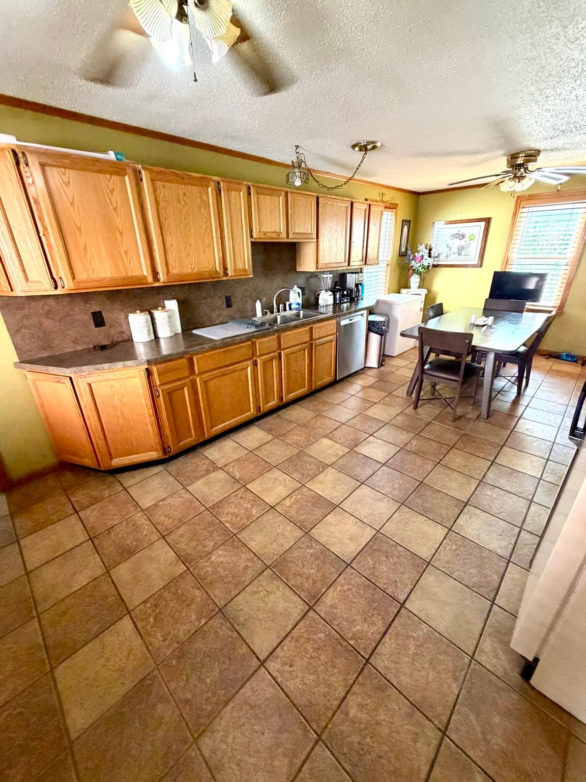 Single Family Residence at 87 Hamburg, Springfield MA 01107, Springfield, photo 8 of 15