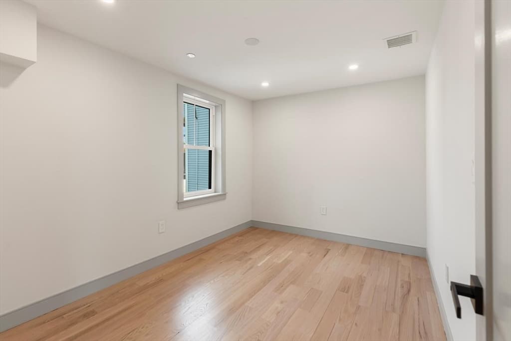22 Hunting Street # 3P, Cambridge MA 02141 photo 17