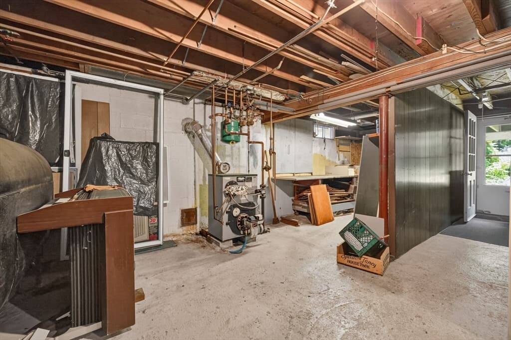 24 Railroad Ave, Taunton MA 02780 photo 30