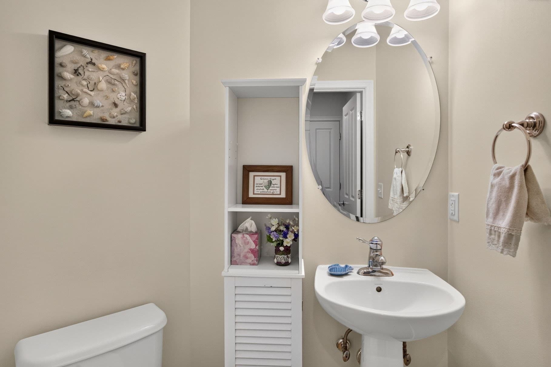 Single Family Residence at 6 Autumn Glen, Plymouth MA 02360, photo 10 of 36