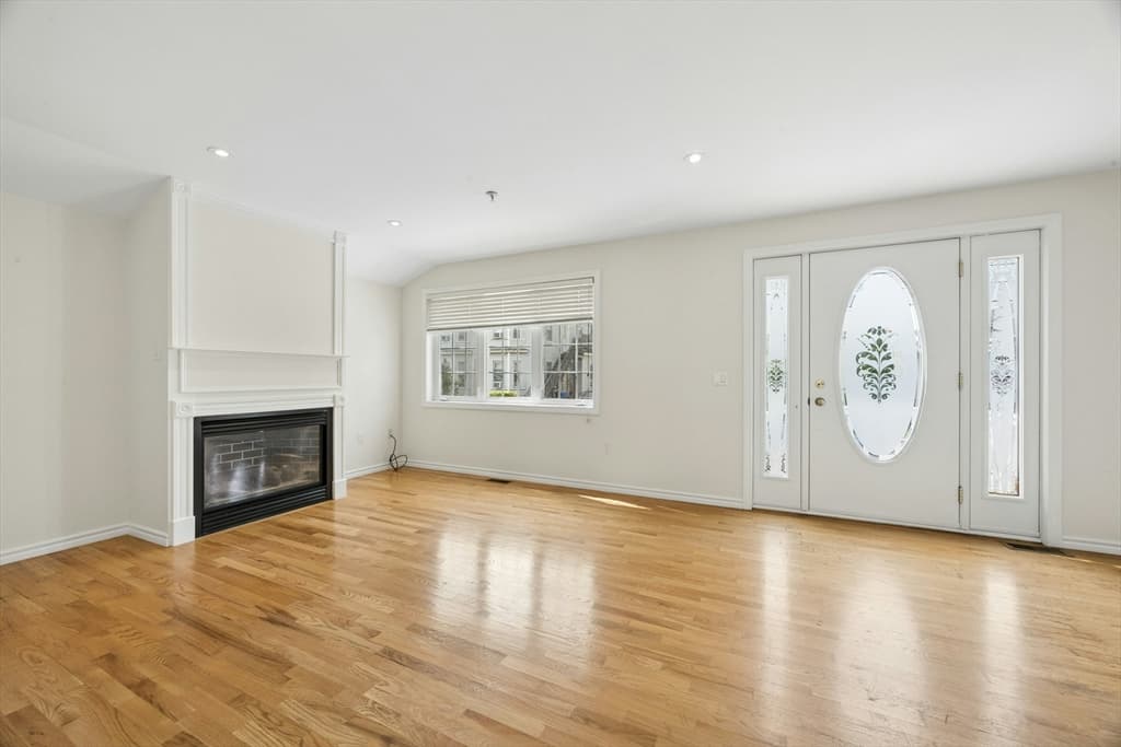 40 Myrtle Street # 3, Waltham MA 02453 photo 4
