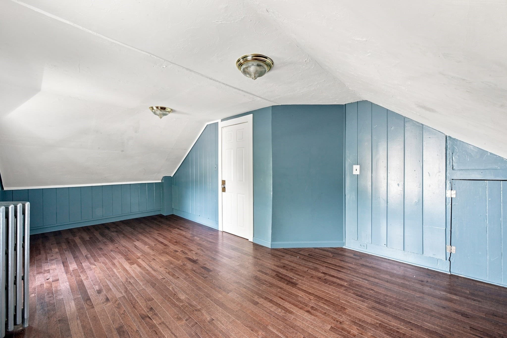 Single Family Residence at 139 Endicott St, Worcester MA 01610, photo 17 of 21