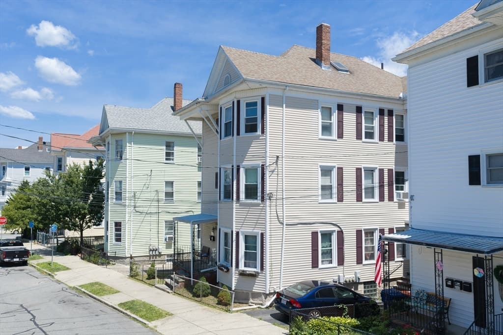 618 Summer St, New Bedford MA 02746 photo 30