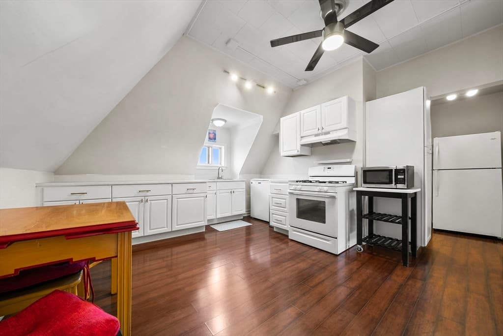 254-256 E Eagle St, Boston MA 02128 photo 30