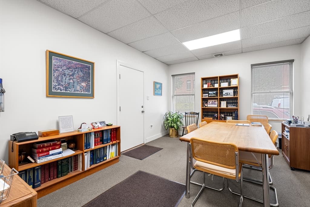 1074 Massachusetts Ave, Arlington MA 02476 photo 18