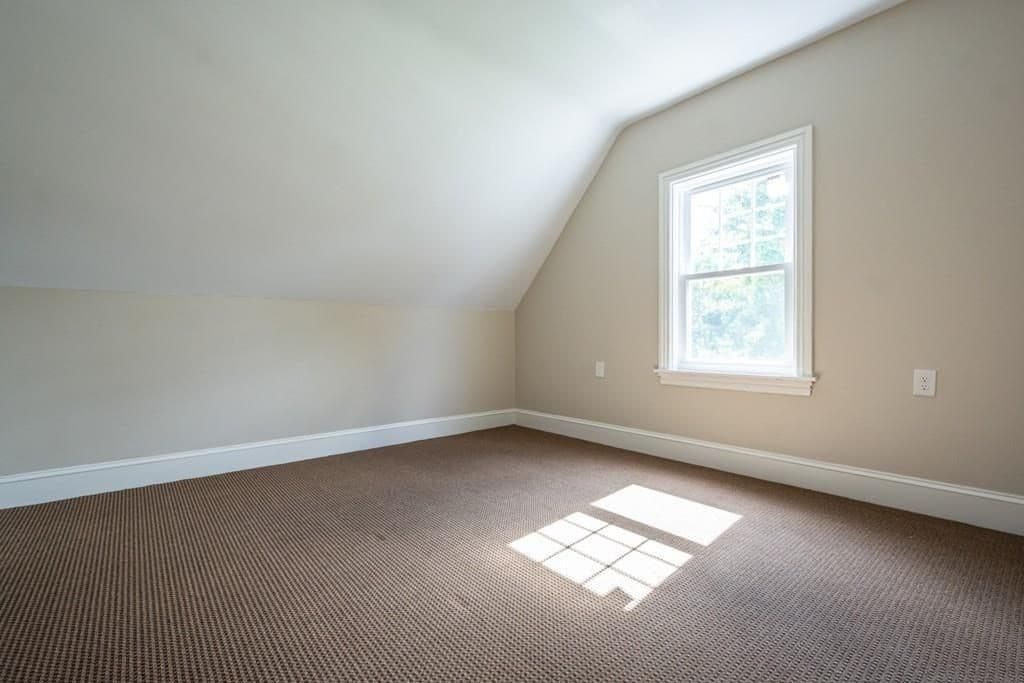 41 Dean Ave, Franklin MA 02038 photo 2
