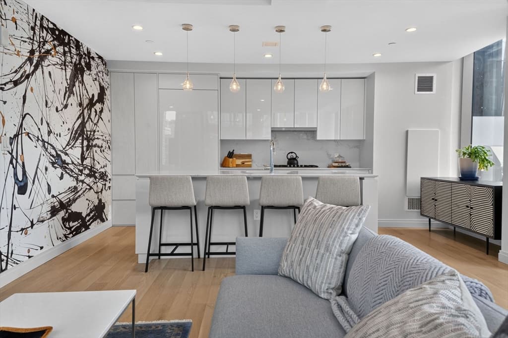 135 Seaport Blvd # 2007, Boston MA 02210 photo 3