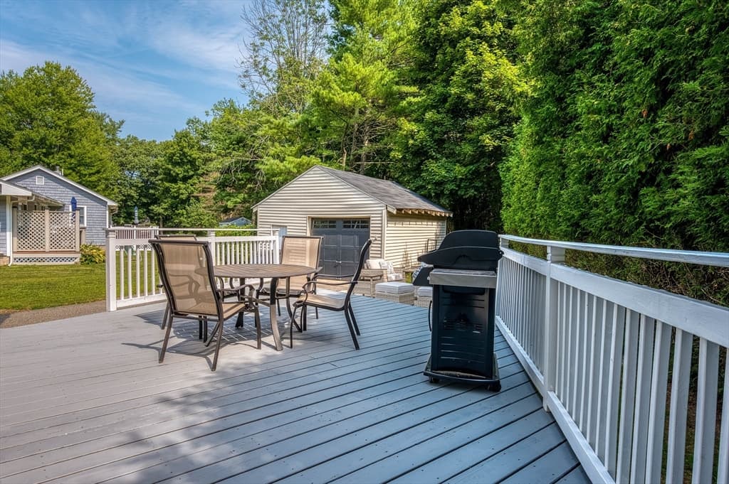85 Lincoln Rd, Walpole MA 02081 photo 27