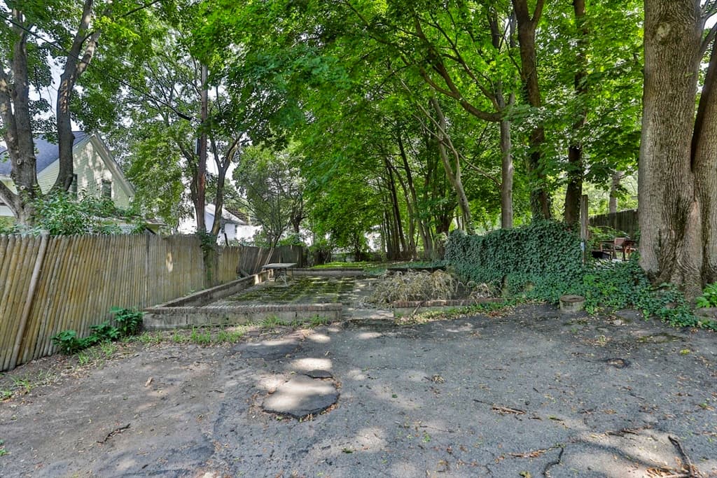 238 Poplar St # 2, Boston MA 02131 photo 19