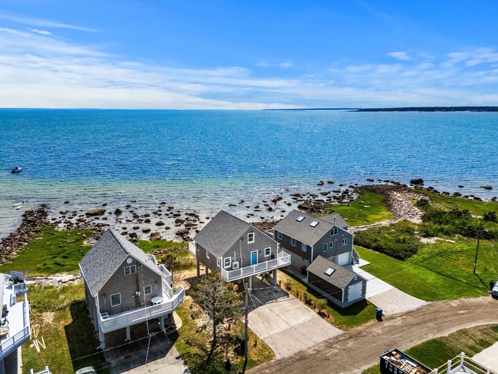 4 Union Ave, Mattapoisett MA 02739 photo 4
