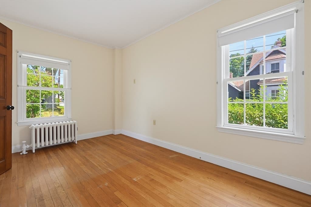 98 Pleasant St, Franklin MA 02038 photo 11