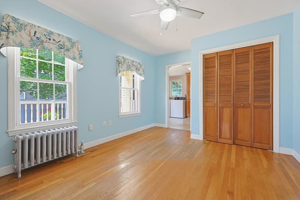 98 Pleasant St, Franklin MA 02038 photo 8