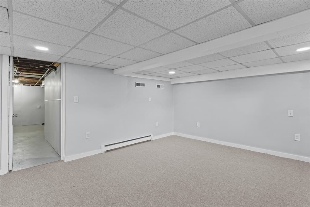 81 5th Ave, Lowell MA 01854 photo 15