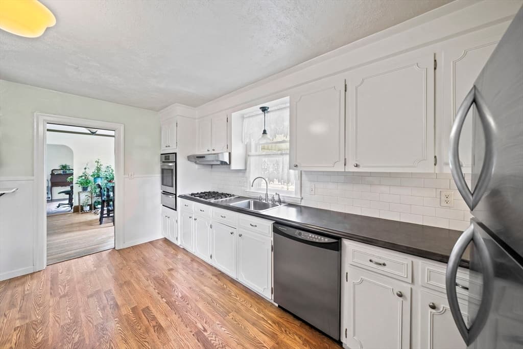 20 Fairbanks Rd, Milton MA 02186 photo 10