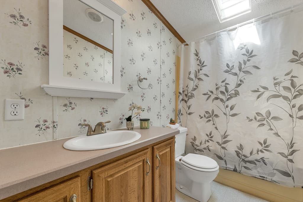 7 Cammett Drive, Raymond NH 03077 photo 27