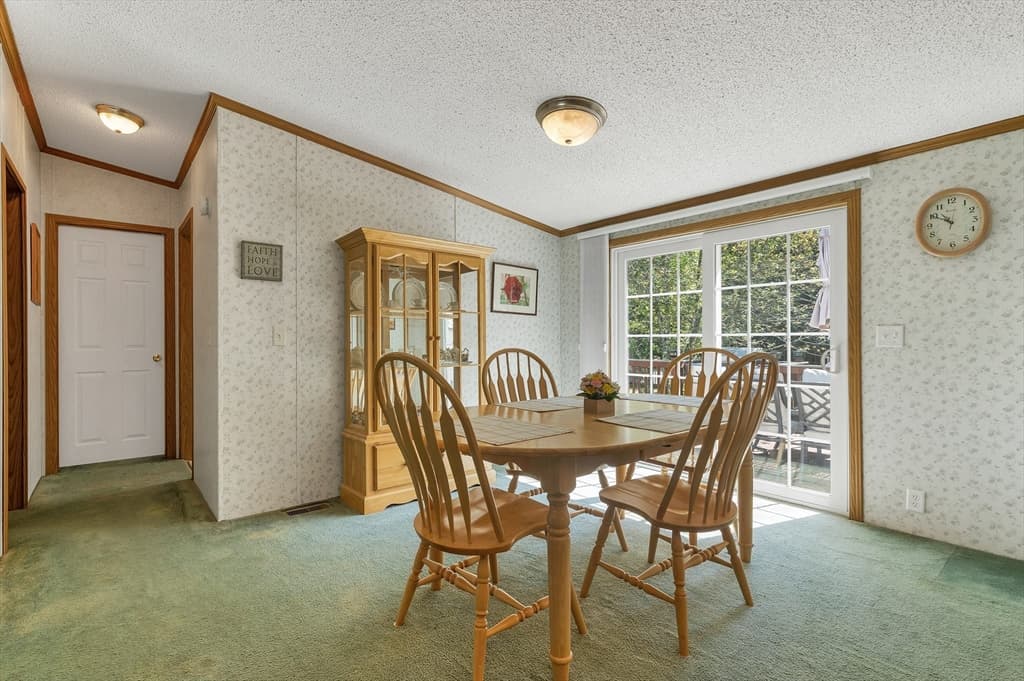 7 Cammett Drive, Raymond NH 03077 photo 14