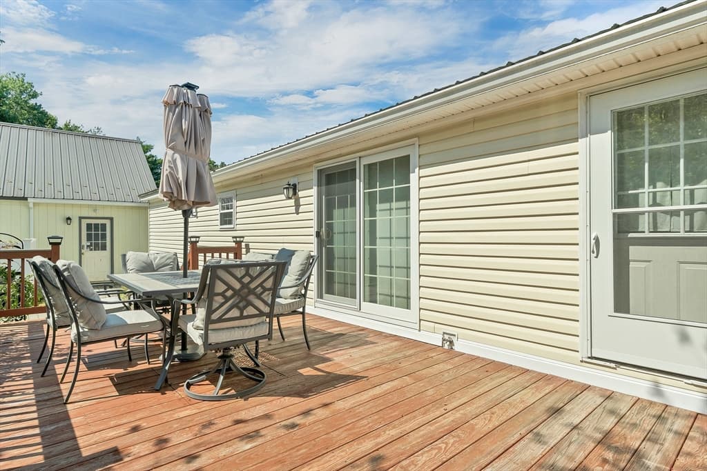 7 Cammett Drive, Raymond NH 03077 photo 29