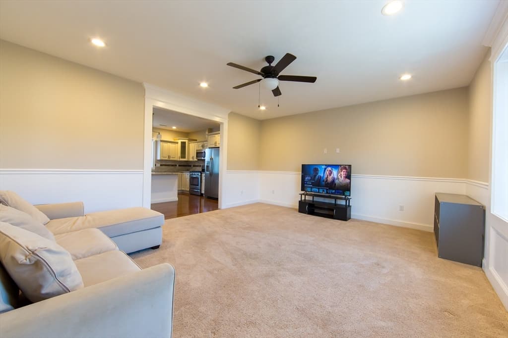 194 Oak St, Shrewsbury MA 01545 photo 7