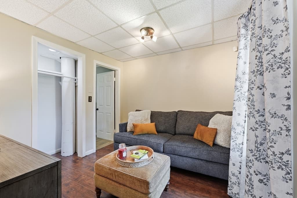 128 Newfield Rd, Springfield MA 01119 photo 7