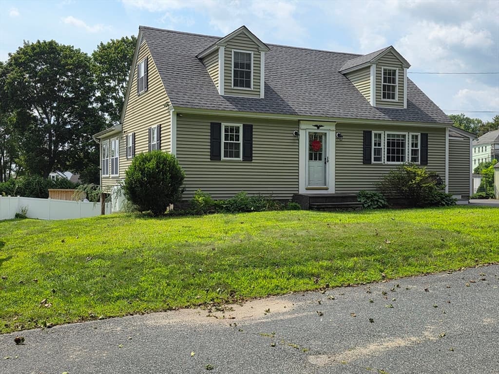 14 James St., Dudley MA 01571