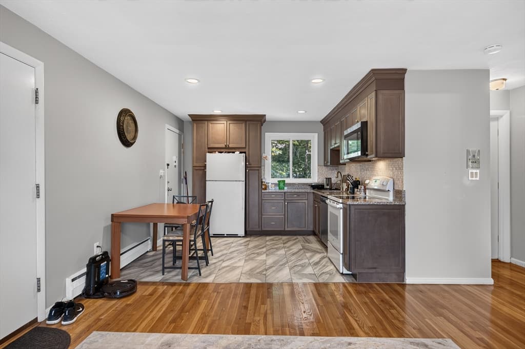 30 Jacqueline Road # D, Waltham MA 02452 photo 5