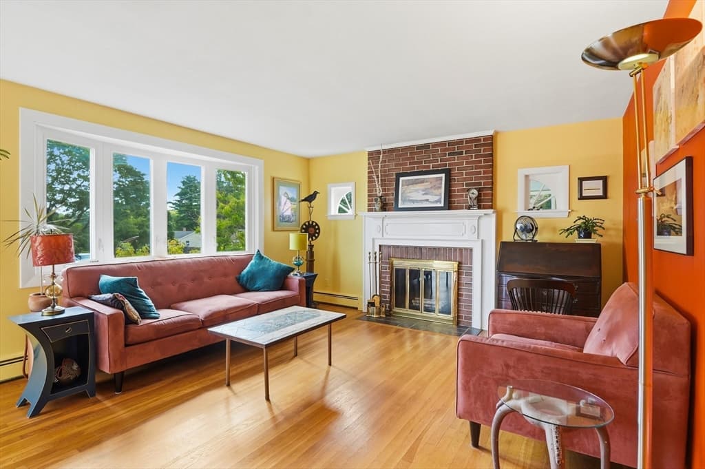 11 Farmington Circle, Marlborough MA 01752 photo 5