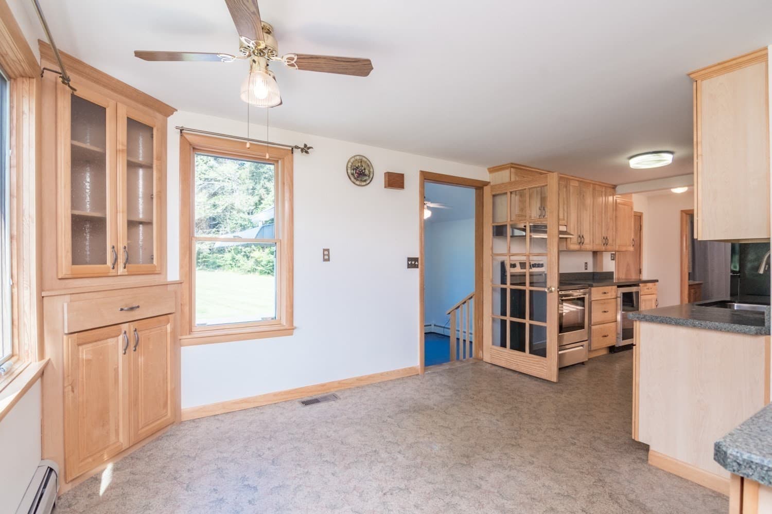 Single Family Residence at 71 West St, Hatfield MA 01088, Hatfield, photo 9 of 37