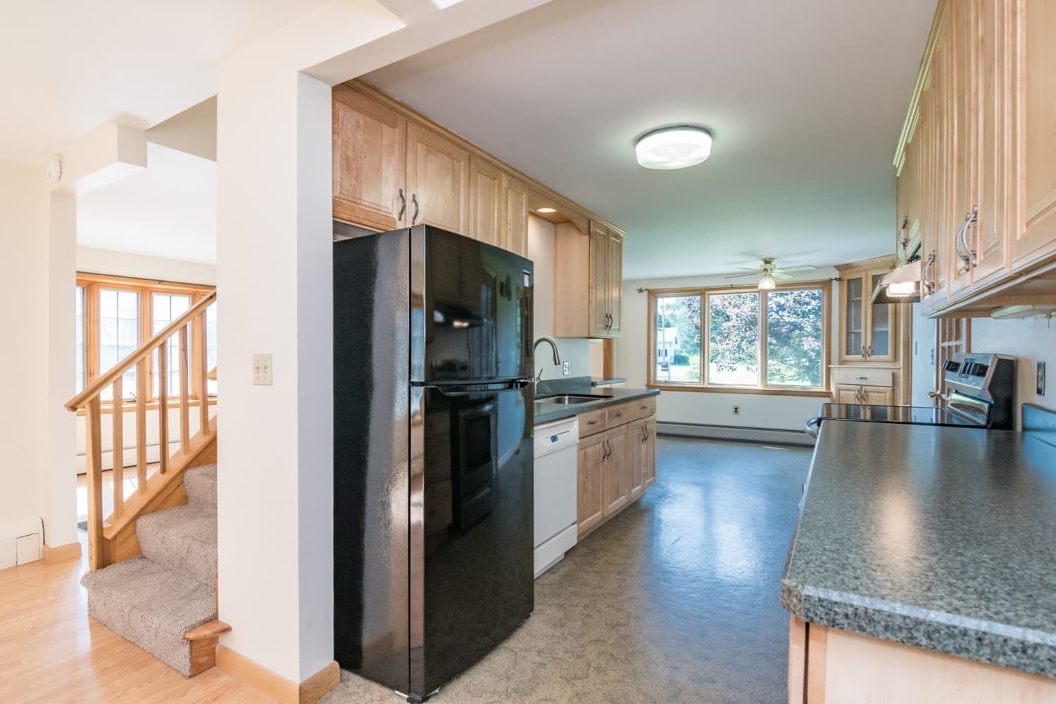 Single Family Residence at 71 West St, Hatfield MA 01088, Hatfield, photo 8 of 37