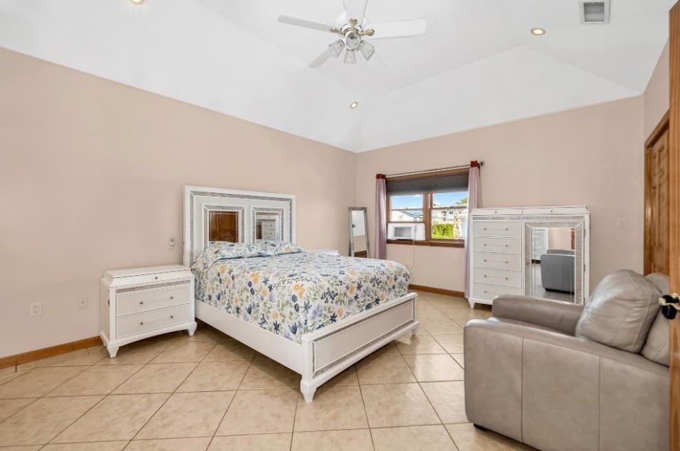 33 Tedford Ave, Revere MA 02151 photo 15